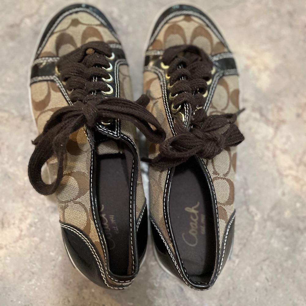 Ladies Coach Sneakers size 7B